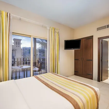 Al Hamra Residence & Vilage-3